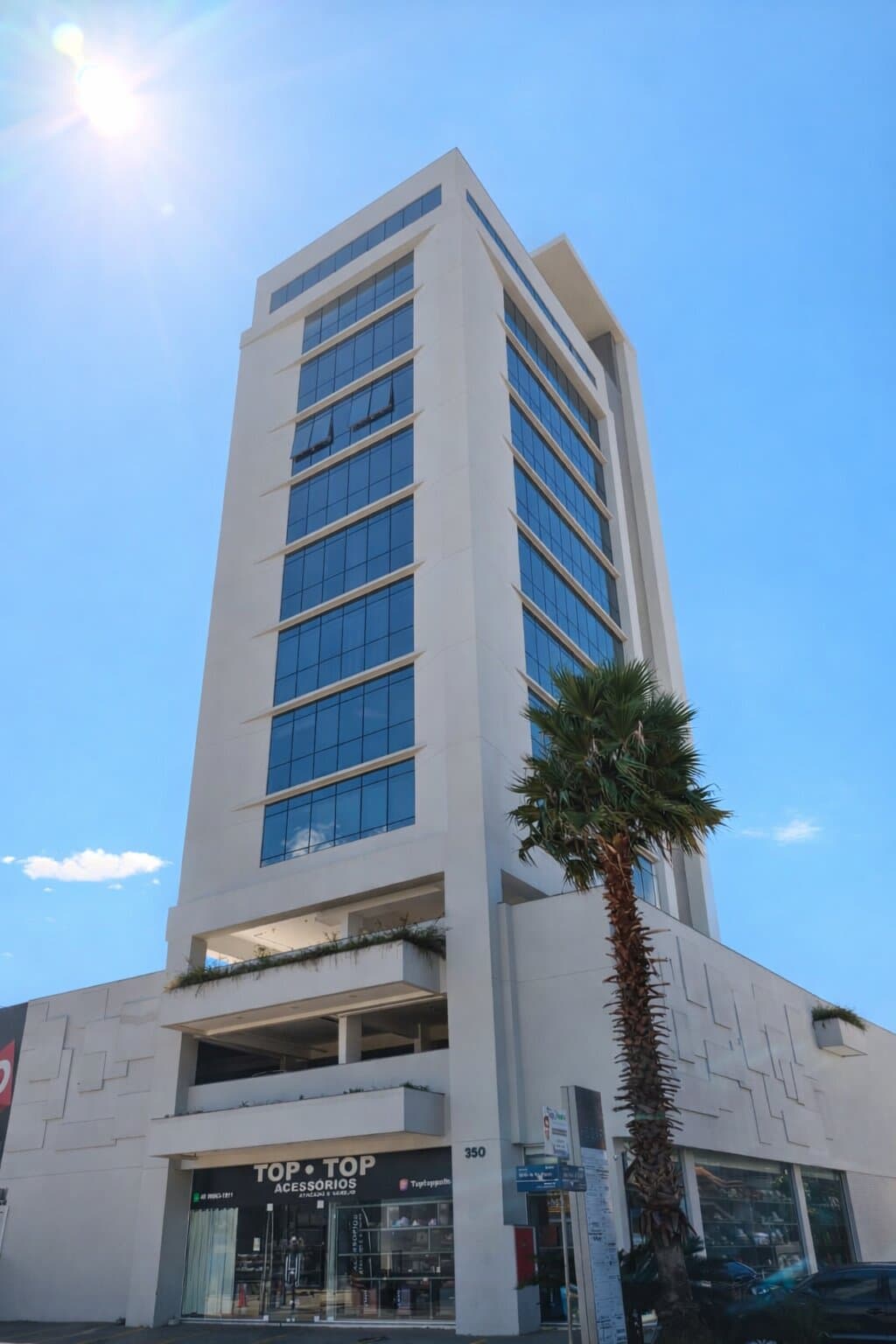 Skyer office